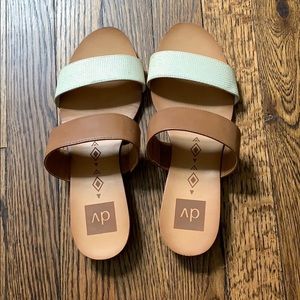 DV BY DOLCE VITA SLIDE SANDALS
